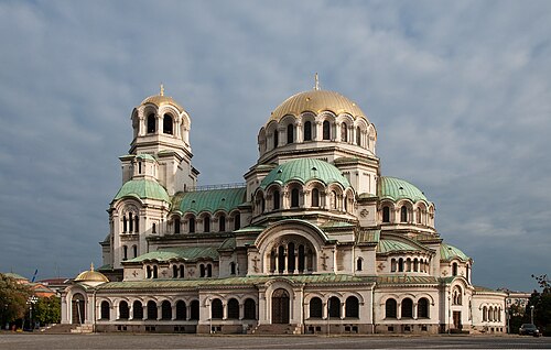Bulgarian Orthodox Church, by Plamen Agov ( user:MrPanyGoff ), 2010-10-05